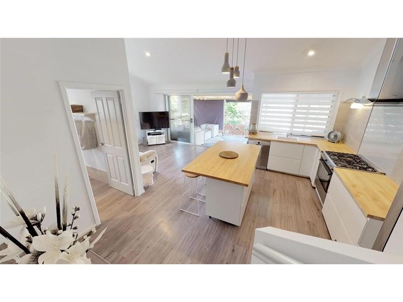 38 Jarrahdale  Drive, Elanora QLD 4221