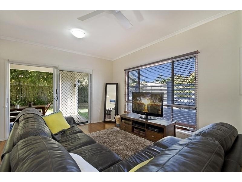 23 Twenty Fourth Avenue, Palm Beach QLD 4221