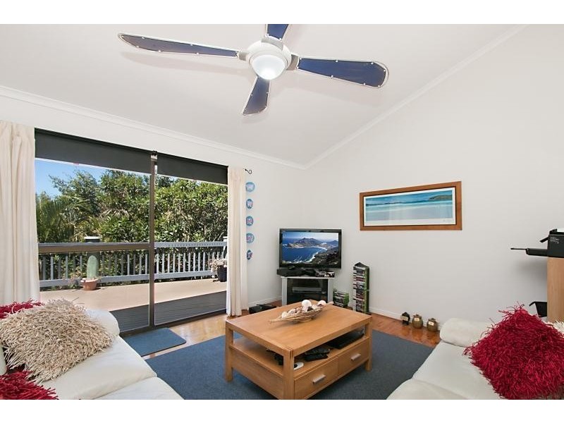 10 Hovea Court, Elanora QLD 4221