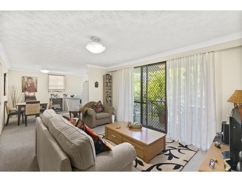 13/6 Brooke Avenue, Palm Beach QLD 4221