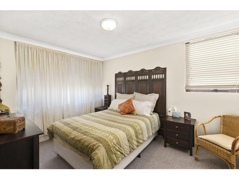 13/6 Brooke Avenue, Palm Beach QLD 4221