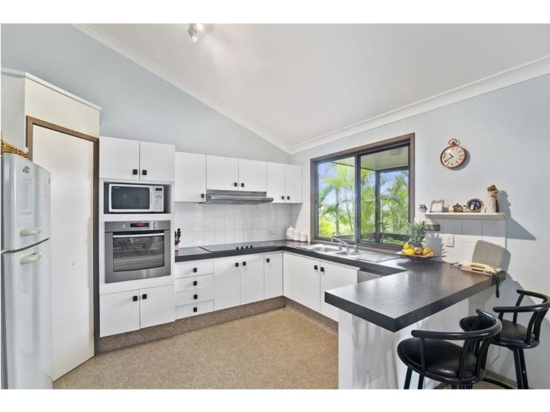 89 Ware Drive, Currumbin Waters QLD 4223
