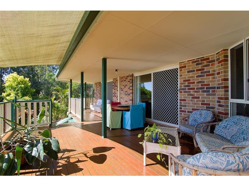 18 Hibertia Avenue, Elanora QLD 4221