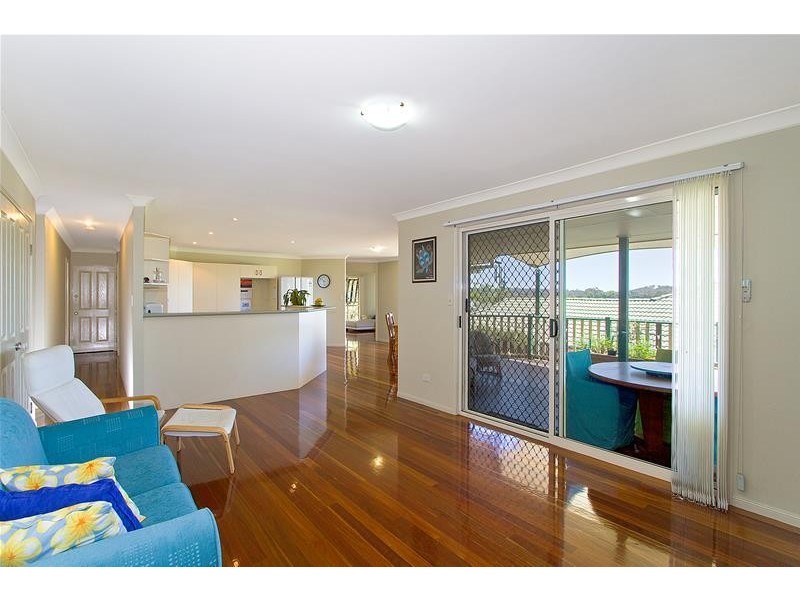 18 Hibertia Avenue, Elanora QLD 4221