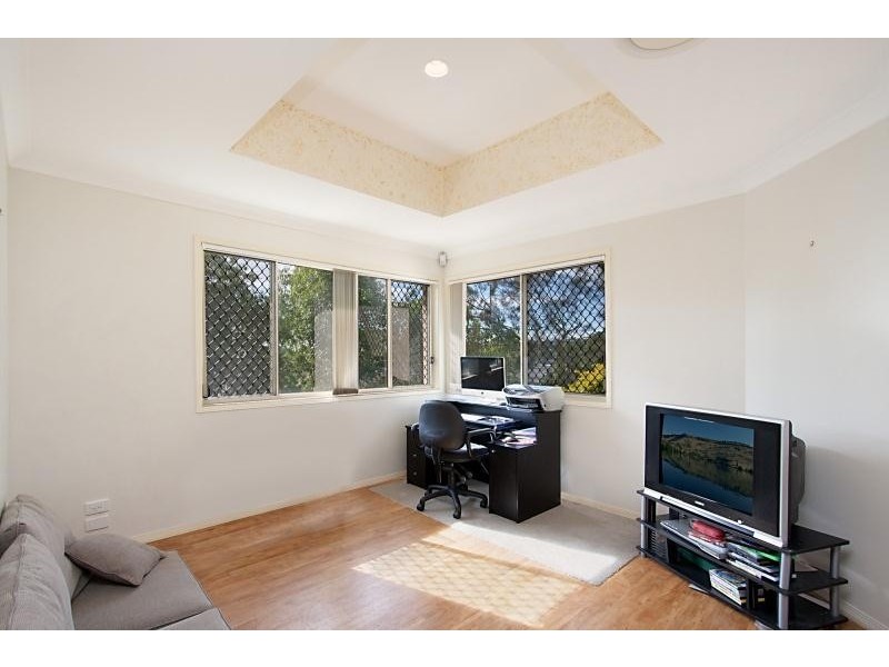 2/9 Wuruma Court, Elanora QLD 4221