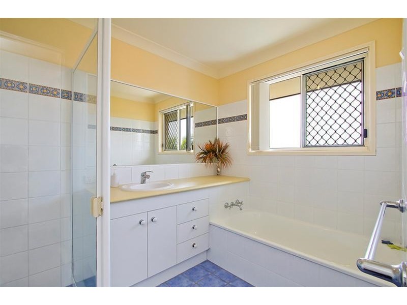 10 Barlee Court, Elanora QLD 4221