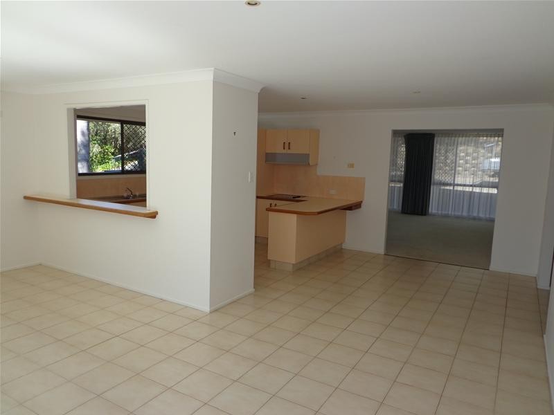 4 Harmes Place, Tallebudgera QLD 4228