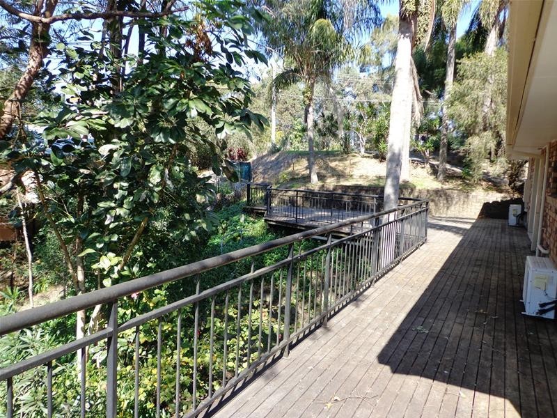 4 Harmes Place, Tallebudgera QLD 4228