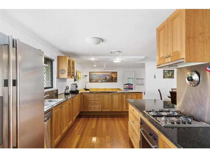 16 Coolibah Drive, Palm Beach QLD 4221