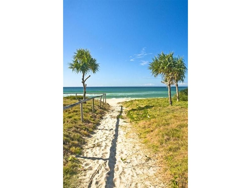 16 Coolibah Drive, Palm Beach QLD 4221