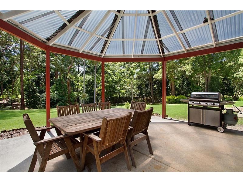 1 Wisteria Court, Tallebudgera Valley QLD 4228