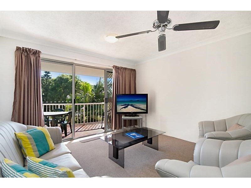 13/1 Tallebudgera Drive, Palm Beach QLD 4221