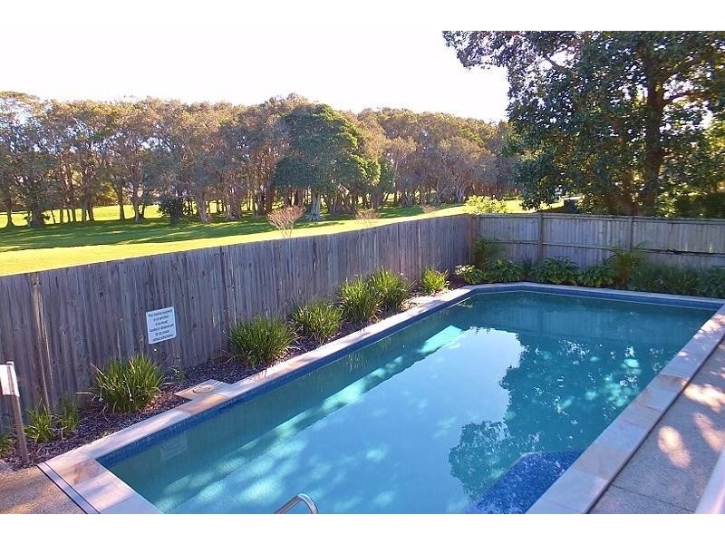 8/462 Coolangatta Road, Tugun QLD 4224