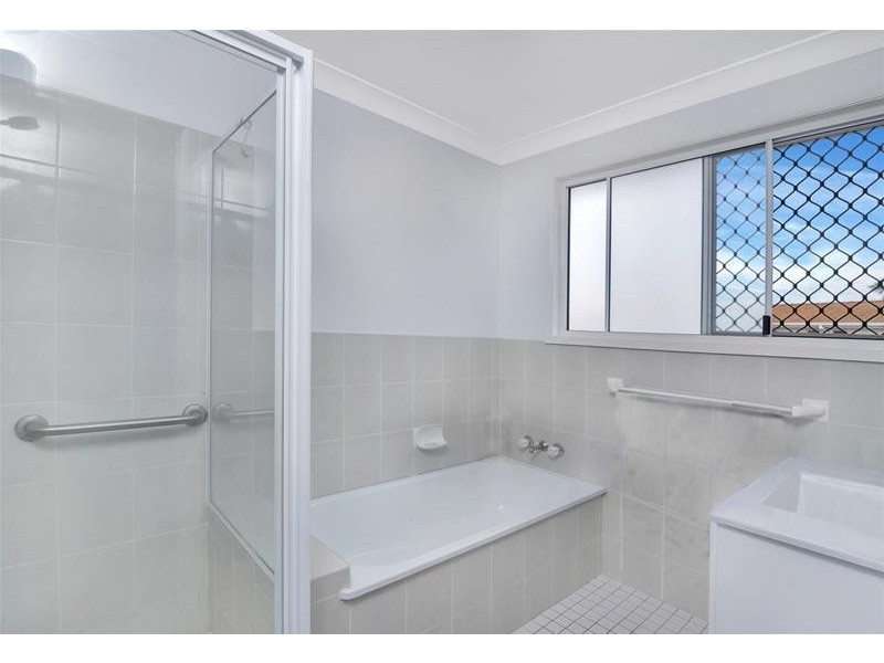 3/154 Currumbin Creek Road, Currumbin Waters QLD 4223