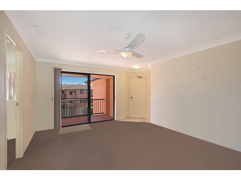 31/2340 Gold Coast Highway, Mermaid Beach QLD 4218