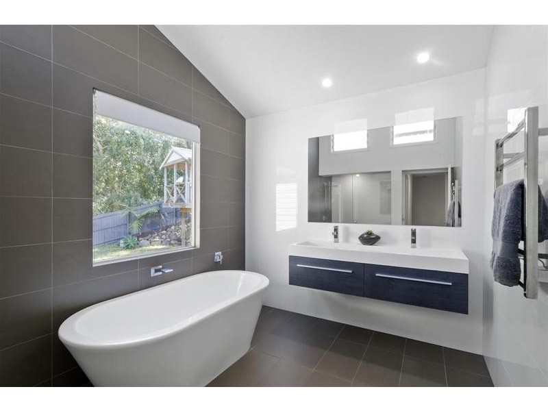 67 Ware Drive, Currumbin Waters QLD 4223