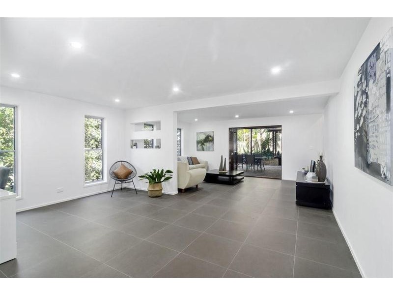 67 Ware Drive, Currumbin Waters QLD 4223