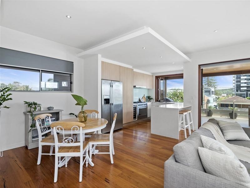 12 Twenty Third Avenue, Palm Beach QLD 4221