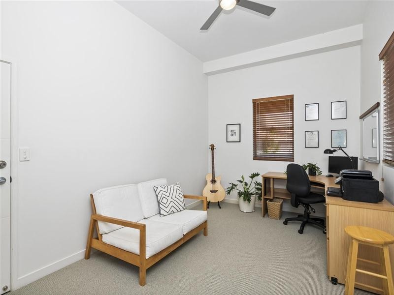 12 Twenty Third Avenue, Palm Beach QLD 4221