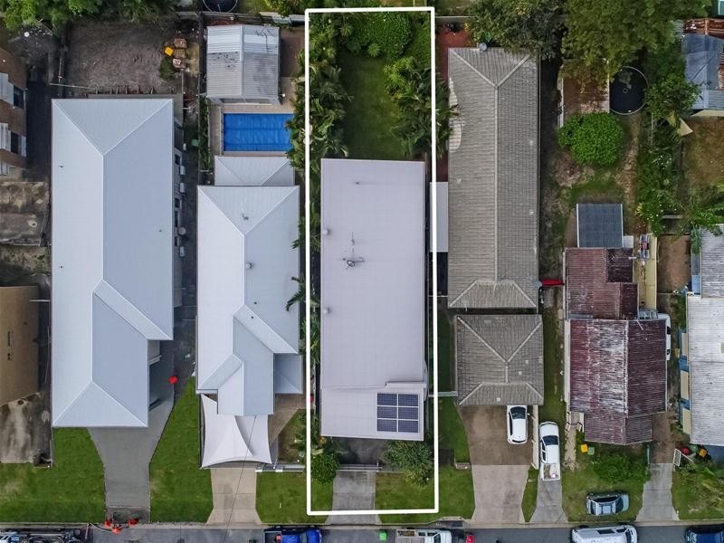 12 Twenty Third Avenue, Palm Beach QLD 4221