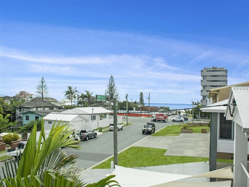 12 Twenty Third Avenue, Palm Beach QLD 4221