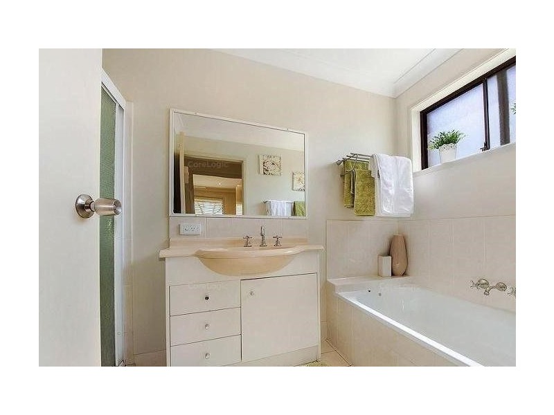 2/44 Mojave Drive, Burleigh Waters QLD 4220