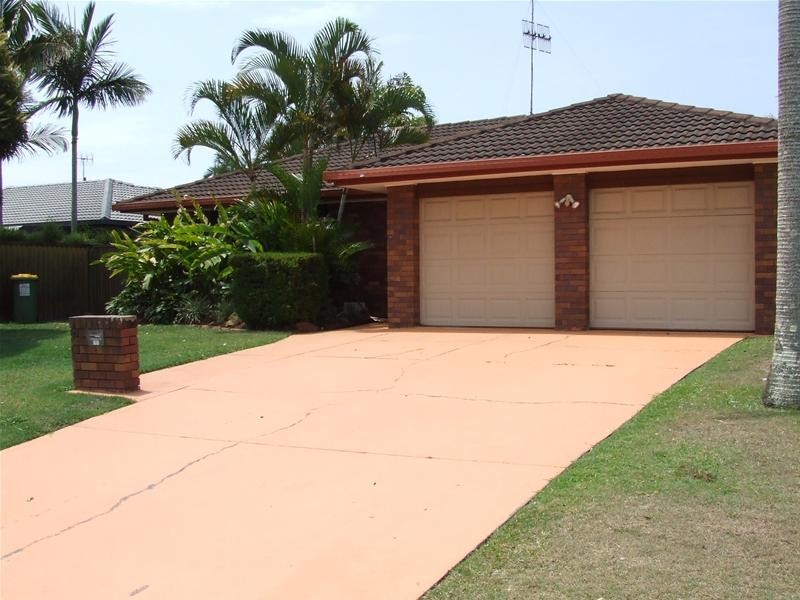 21 Japonica Drive, Palm Beach QLD 4221