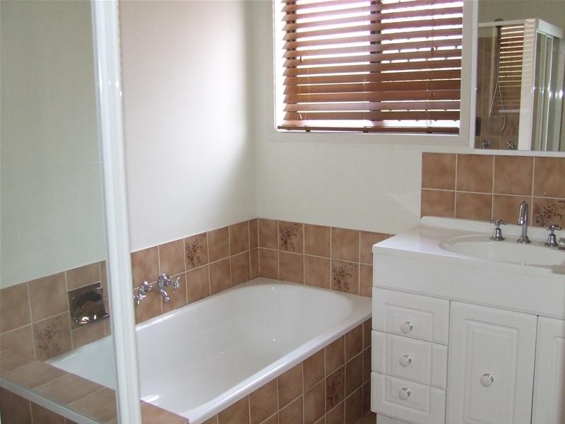 21 Japonica Drive, Palm Beach QLD 4221