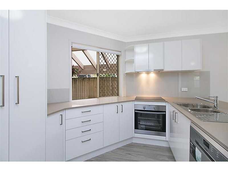 2/28 Fifth Avenue, Palm Beach QLD 4221