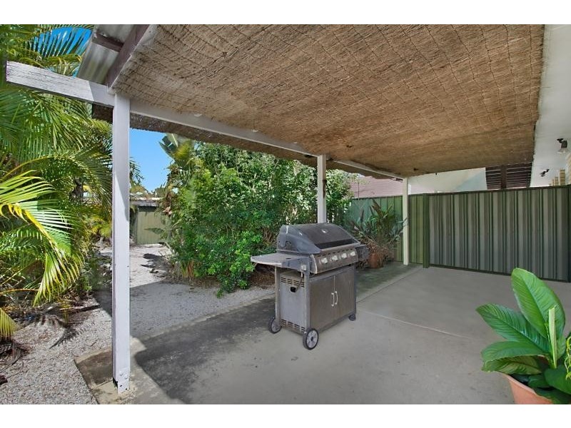 1/58 Philippine Parade, Palm Beach QLD 4221