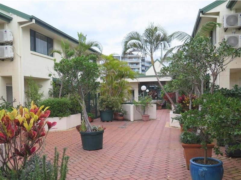 5/1045 Gold Coast Highway, Palm Beach QLD 4221
