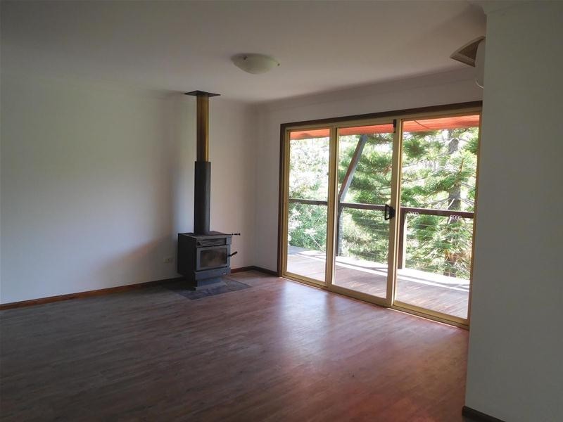 27 Fenton Drive, Tallebudgera QLD 4228