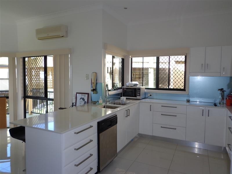 19/67 Doubleview Drive, Elanora QLD 4221