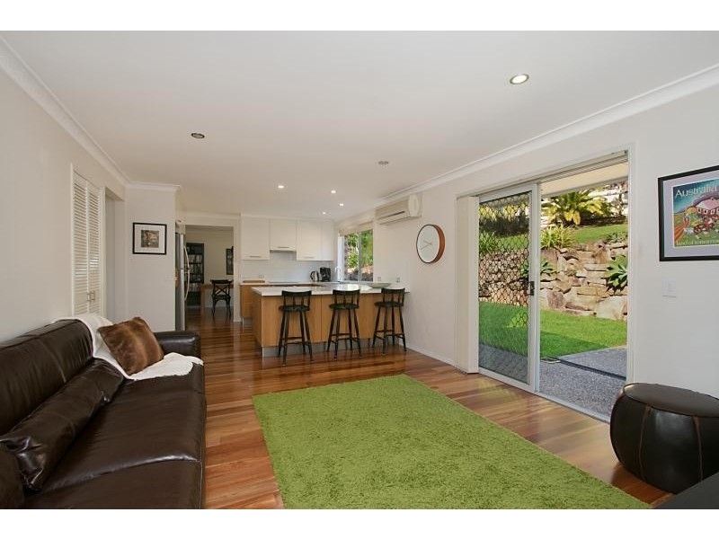 72 Murtha Drive, Elanora QLD 4221