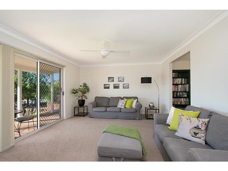 72 Murtha Drive, Elanora QLD 4221