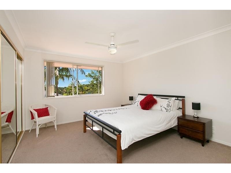 72 Murtha Drive, Elanora QLD 4221