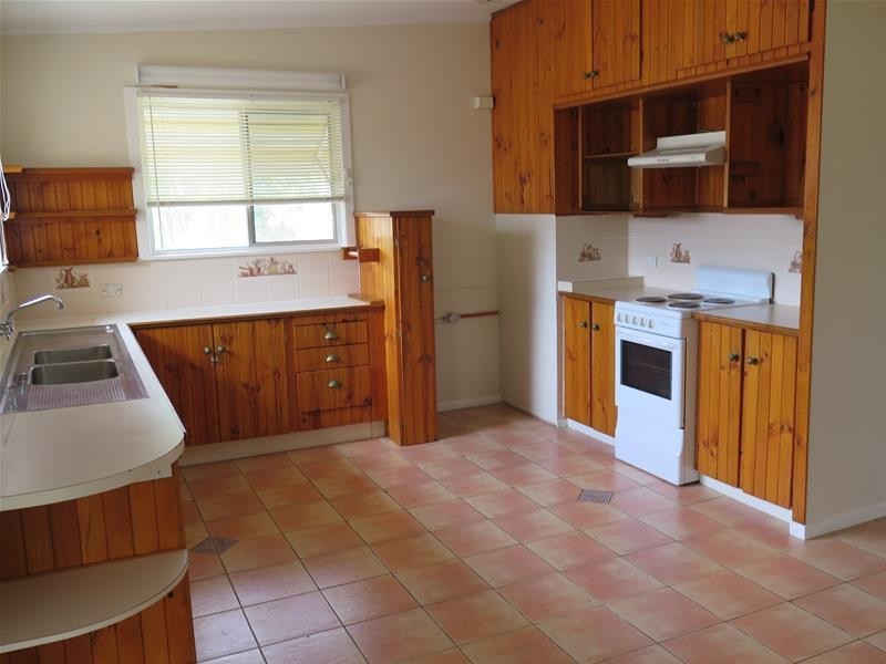 1 Leyte Avenue, Palm Beach QLD 4221