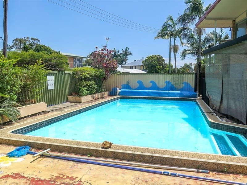 1 Leyte Avenue, Palm Beach QLD 4221