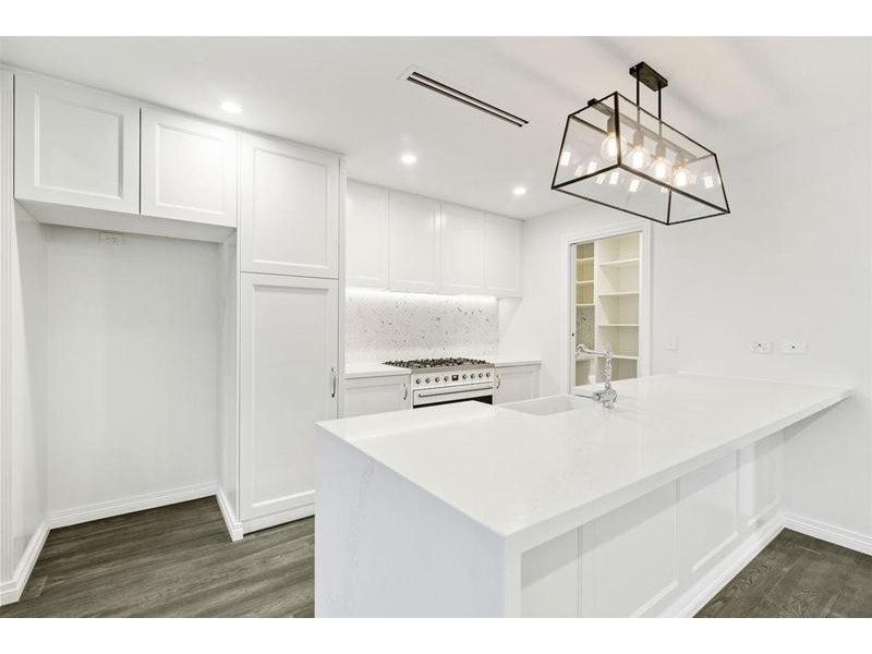 Villa 4/7 Twenty Fifth Avenue, Palm Beach QLD 4221