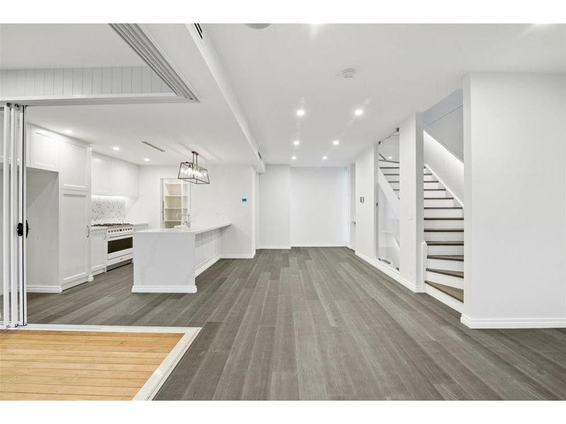 Villa 4/7 Twenty Fifth Avenue, Palm Beach QLD 4221