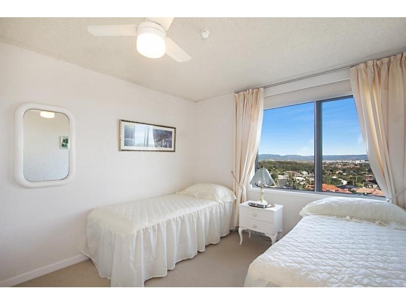 39/1941 Gold Coast Highway, Burleigh Heads QLD 4220