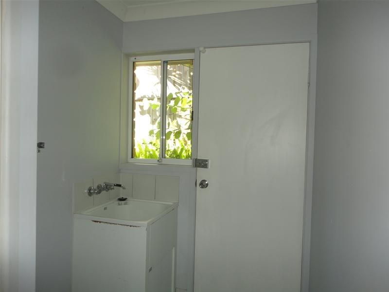 68 Avocado Street, Elanora QLD 4221