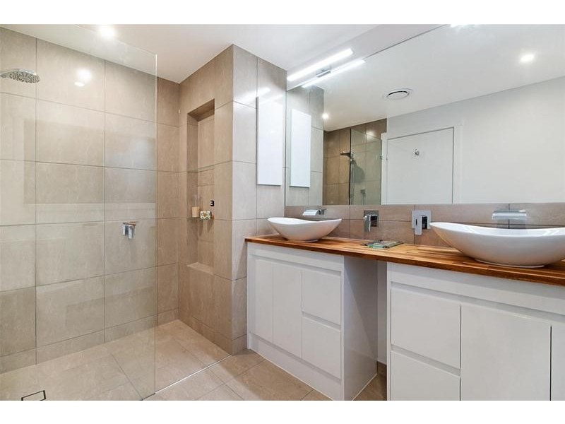 22 Ware Drive, Currumbin Waters QLD 4223