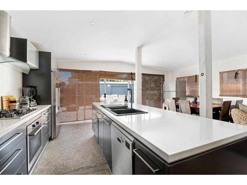 37 Twenty Fifth Avenue, Palm Beach QLD 4221