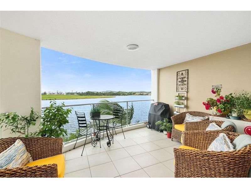 21/255 Varsity Parade, Varsity Lakes QLD 4227