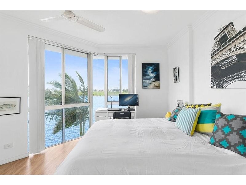 21/255 Varsity Parade, Varsity Lakes QLD 4227