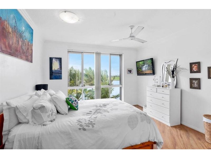 21/255 Varsity Parade, Varsity Lakes QLD 4227