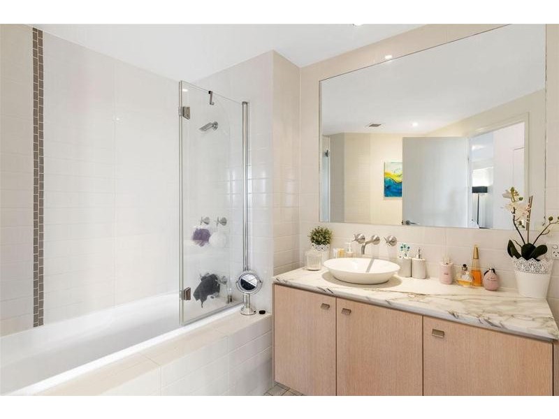 21/255 Varsity Parade, Varsity Lakes QLD 4227