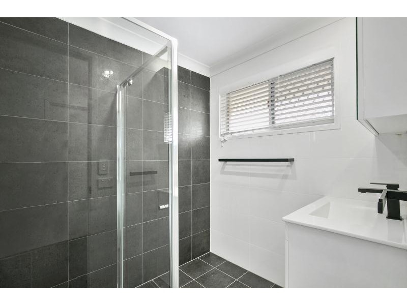 1/400 Cypress  Terrace, Palm Beach QLD 4221