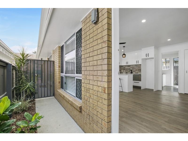 1/400 Cypress  Terrace, Palm Beach QLD 4221